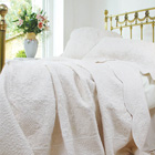 Harvard Quilt Cream