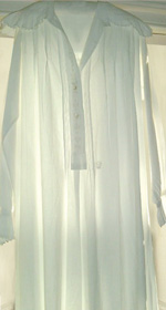Angela Long-sleeved Nightie