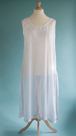 Beatrice Sleeveless Nightie