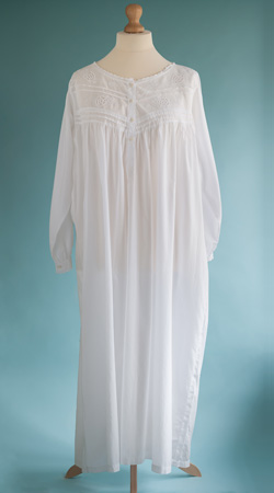 Mary Long-sleeved Nightie
