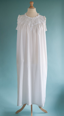 Veronica Sleeveless Nightie